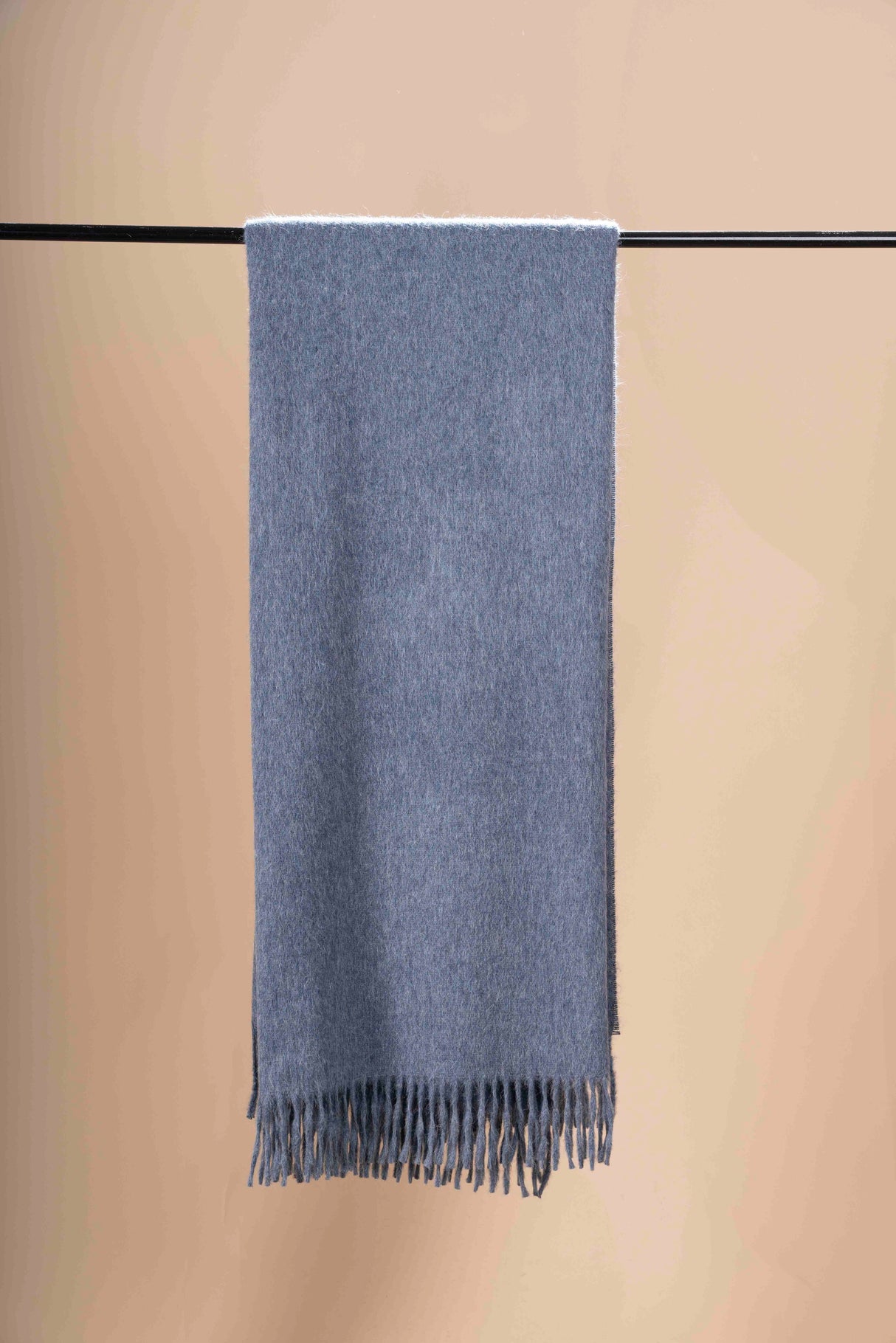 Nachhaltige Upcycling Wolldecke mit 50% Alpaka