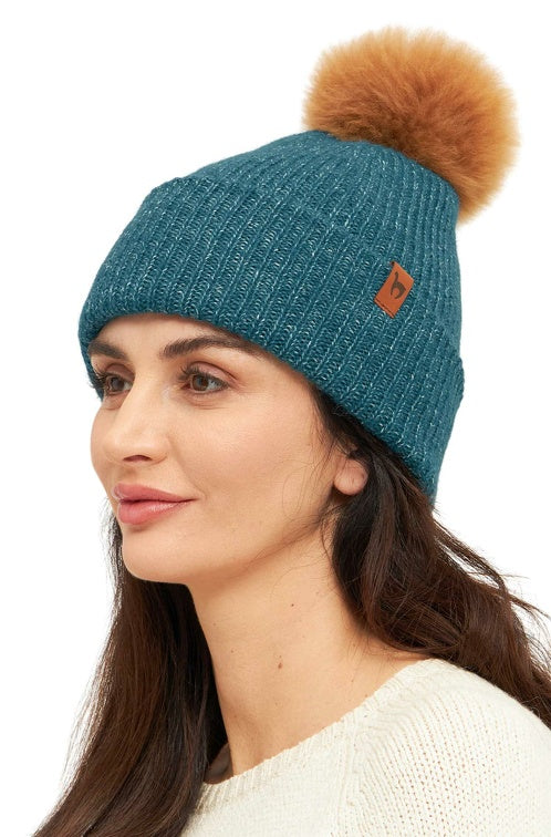 Mütze PACA mit Bommel aus 87% Alpaka und 13% Merino von Apu Kuntur