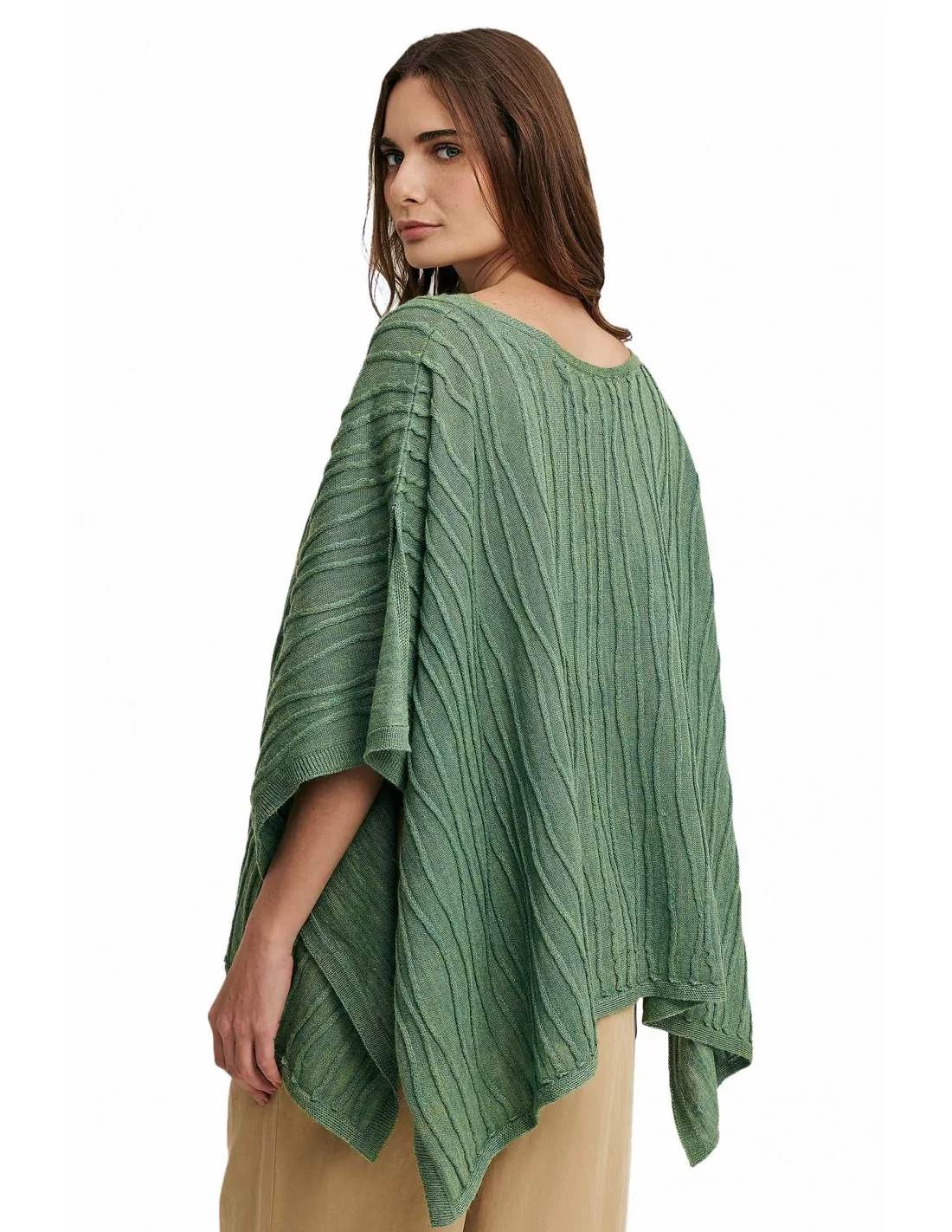 Alpaka Poncho WICHITA mit 70% Alpaka und 30% Seide