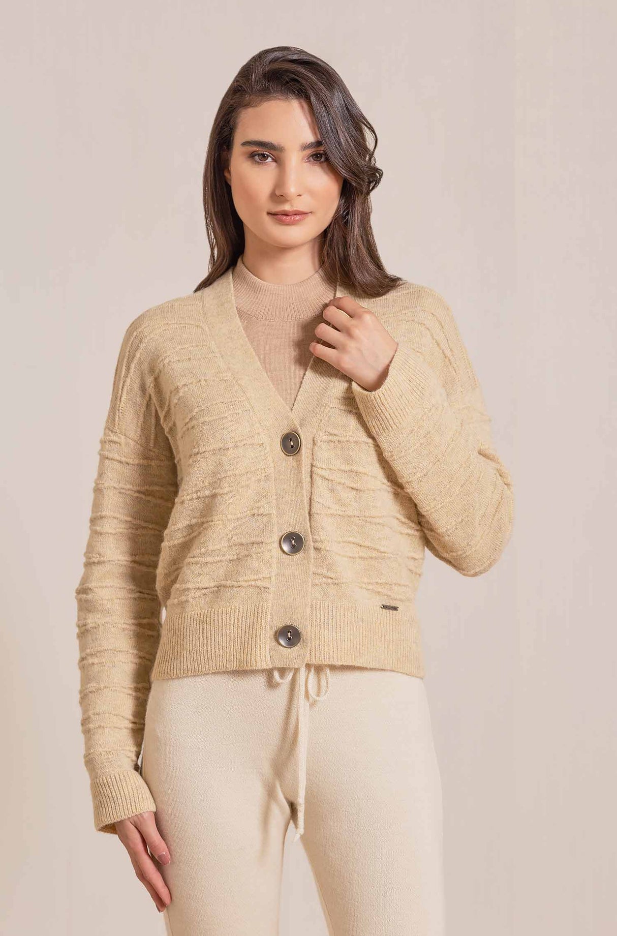 Strickjacke VALERY aus 100% Alpaka cream